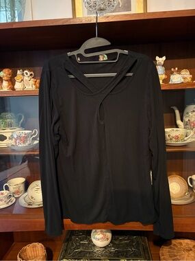 Blackmilk Black Long-Sleeve V-Notch Cross-Back Top